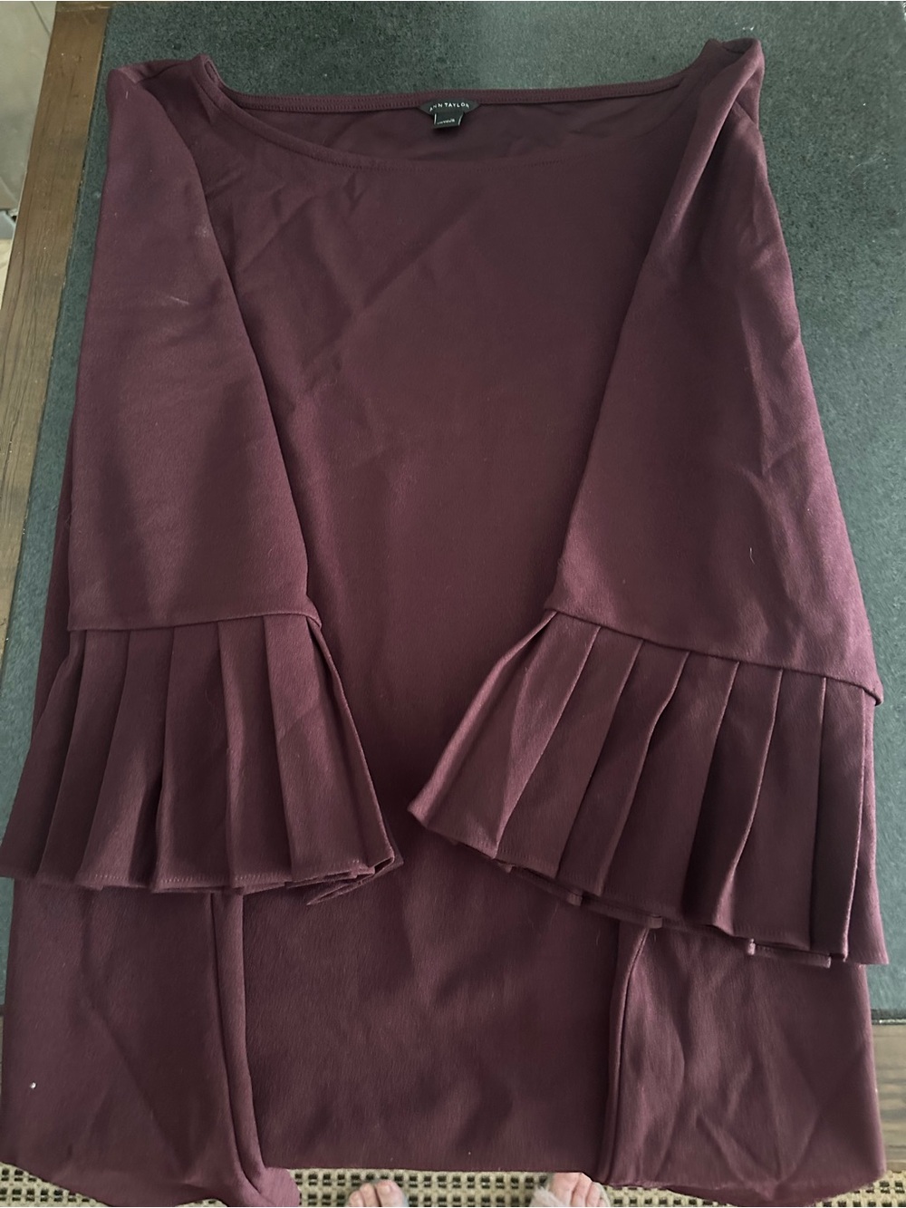 Women’s Pleated Bell-Sleeve Blouse - Burgundy